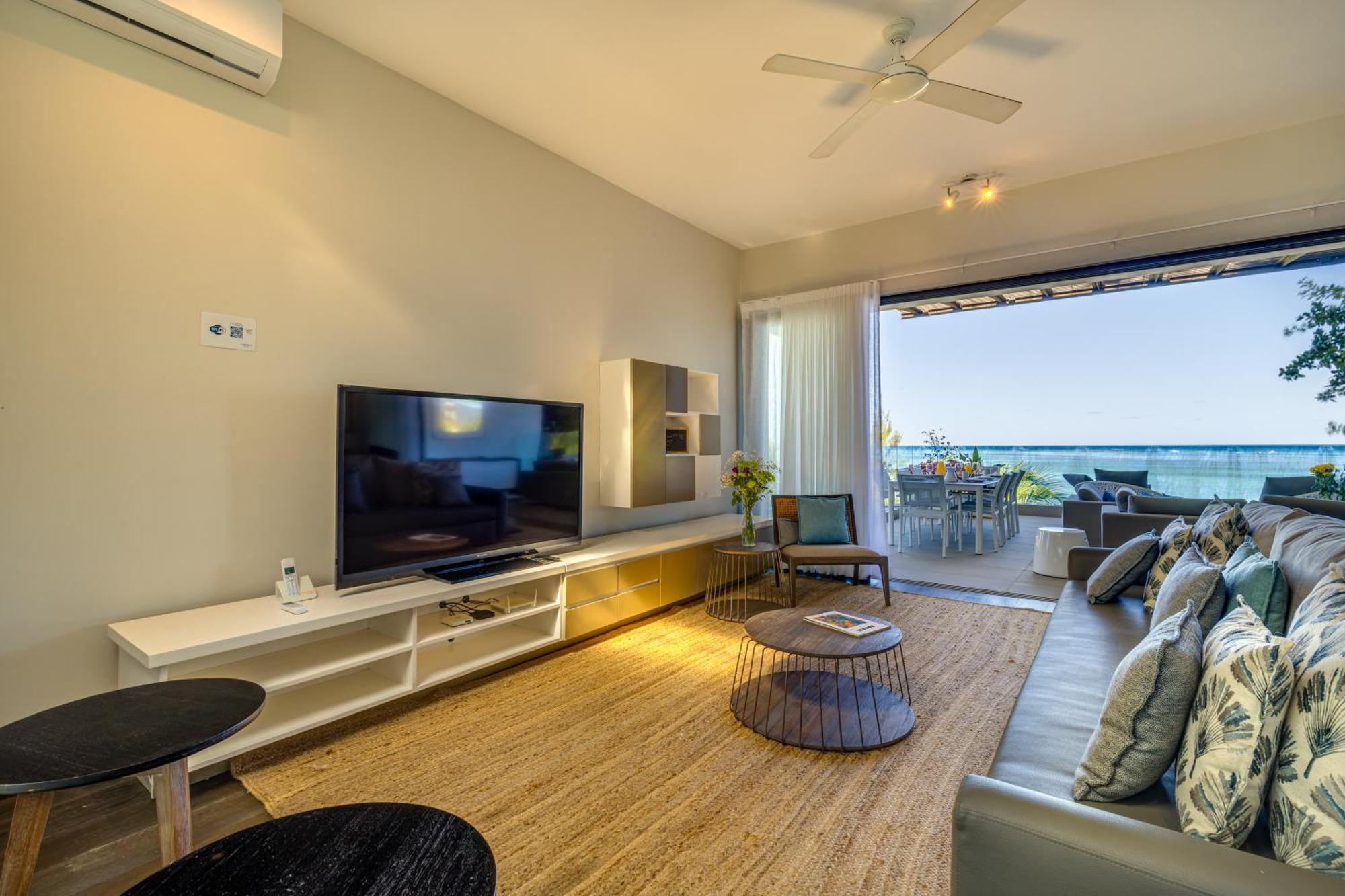 Esplanade By Horizon Holidays Tamarin Exteriör bild